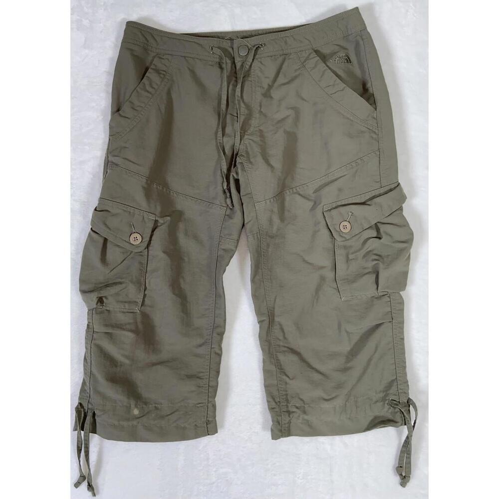 The North Face Green Paramount Hiking Outdoor Capri Shorts Women's Size  12 EUC